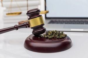 Strong Defense With An Arlington Drug Crime Attorney
